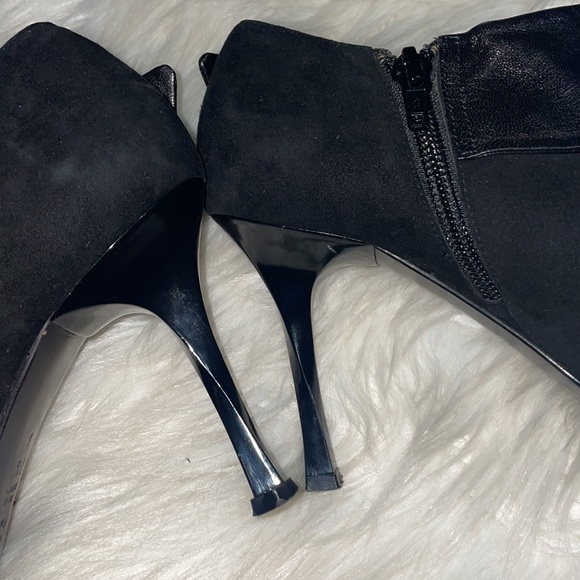 Casadei Vinatge Suede Pointy Toe Booties - Picture 6 of 10